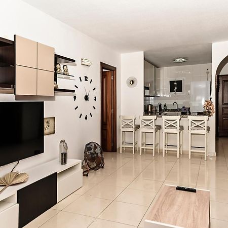 Cozy 2 Bedroom Apartment In Costa Adeje Εξωτερικό φωτογραφία