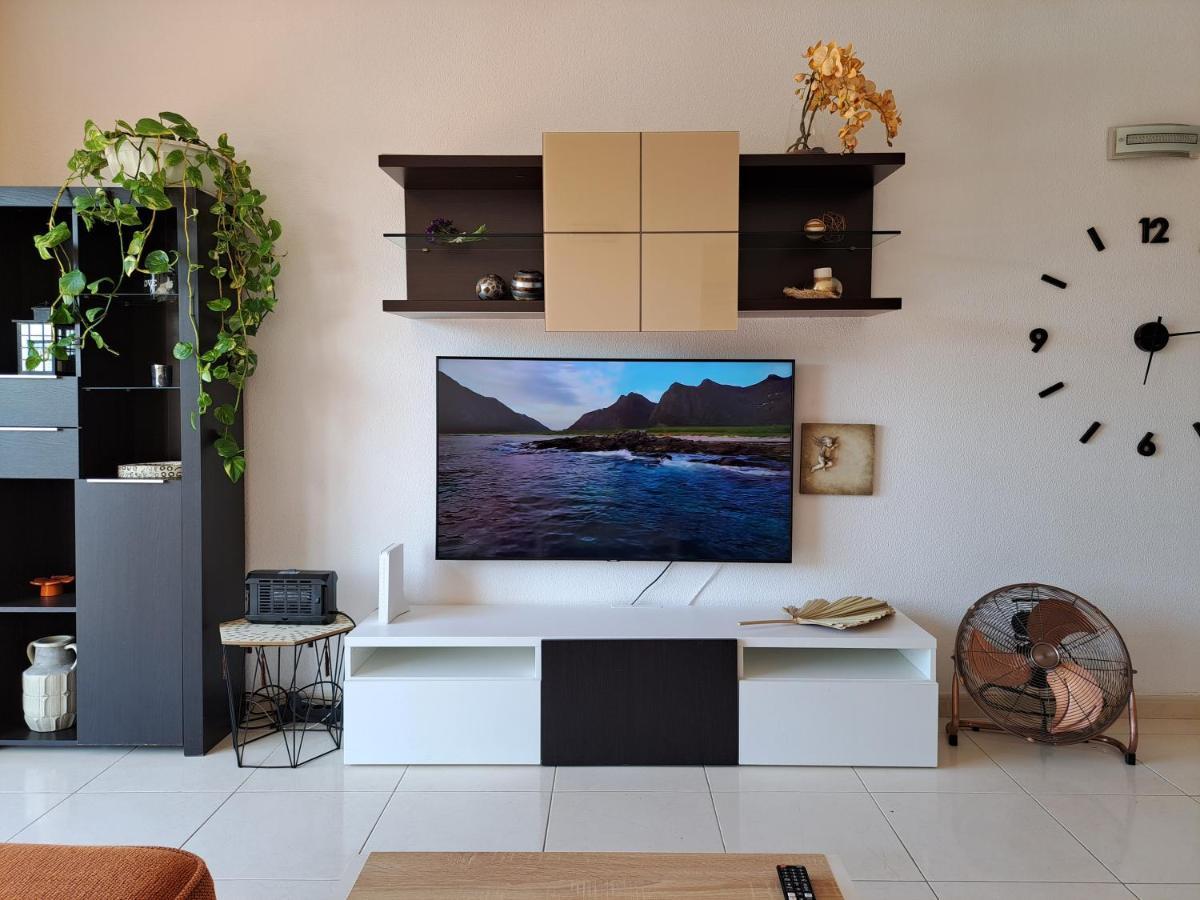 Cozy 2 Bedroom Apartment In Costa Adeje Εξωτερικό φωτογραφία