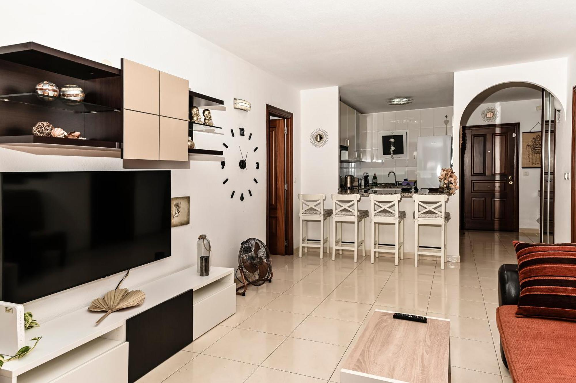 Cozy 2 Bedroom Apartment In Costa Adeje Εξωτερικό φωτογραφία