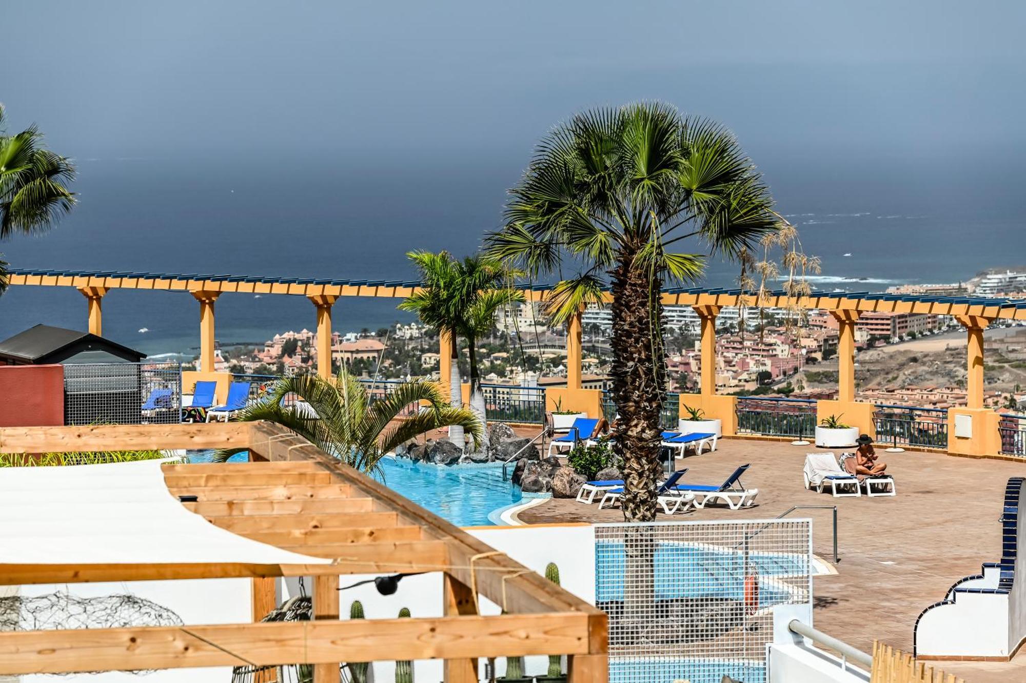 Cozy 2 Bedroom Apartment In Costa Adeje Εξωτερικό φωτογραφία