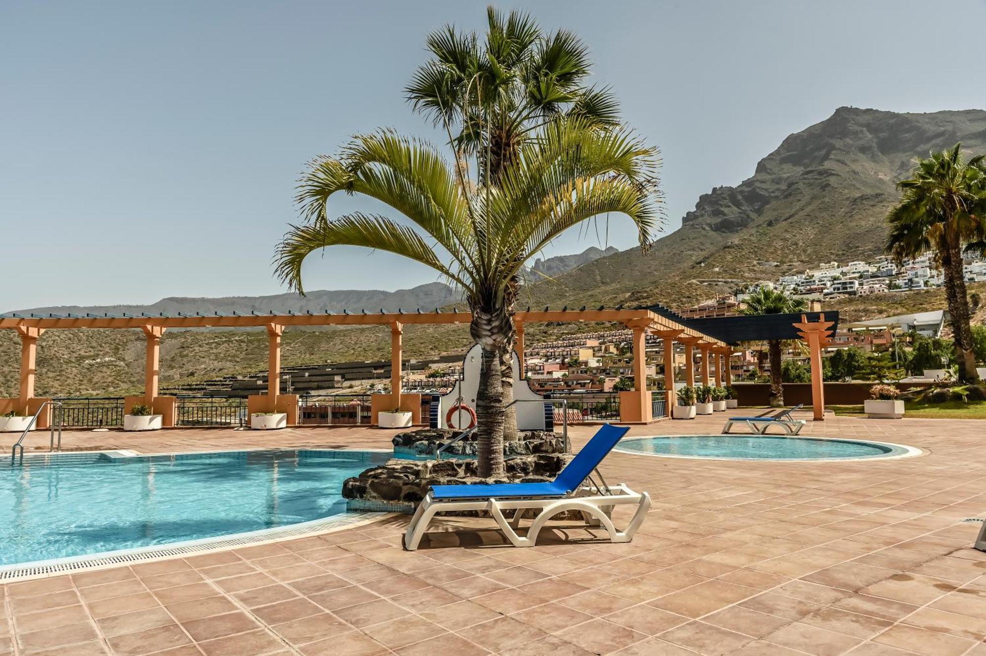 Cozy 2 Bedroom Apartment In Costa Adeje Εξωτερικό φωτογραφία